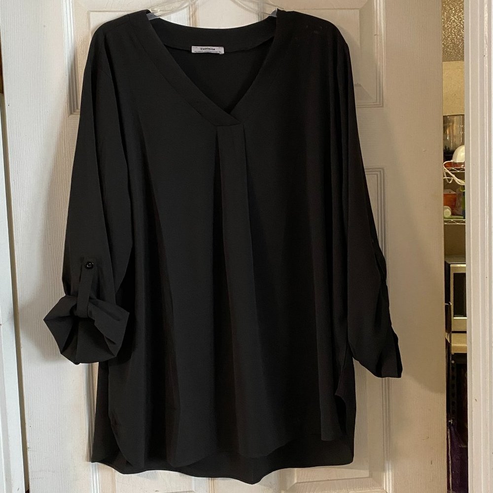 Like New XXL Flowy Black Tunic Top